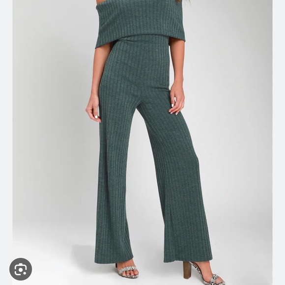 Lulus Off the Shoulder Ribbed Jumpsuit Size Large - Picture 2 of 9